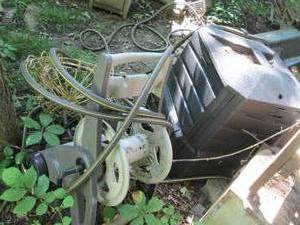 lot 84 image: Outdoor composted, mobile hose reel...