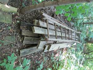 lot 82 image: Misc pile of weathered wood and woo...