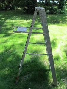 lot 70 image: Aluminum forlimg ladder...