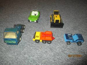lot 401 image: 5 small Tonka toy vehicles...