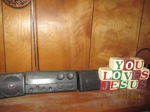 lot 415 image: More smalls, radio...