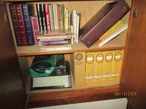 lot 441 image: Contents of lower office cupboard i...