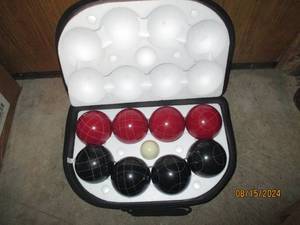 lot 284 image: Bocee ball...