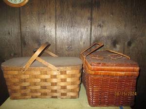 lot 289 image: 2 vintage picnic baskets...
