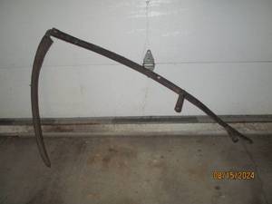 lot 505 image: Large scythe...
