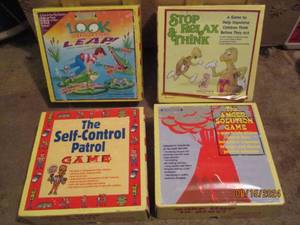 lot 513 image: 4 vintage child behavioral games. L...