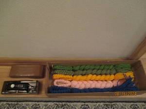 lot 23 image: Domestic sewing tool and braided ro...