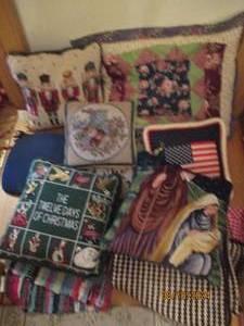 lot 29 image: Pillows, floor mat and vintage blan...