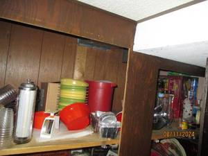lot 315 image: Content of Top mudroom storage shel...