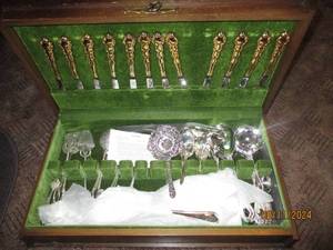 lot 316 image: Vintage General Mills silver plated...