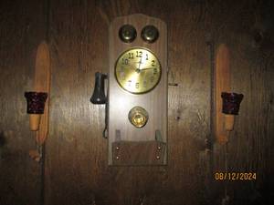 lot 355 image: Vintage Sessions United retro hand ...