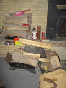 lot 362 image: Firewood, fire starter, Vintage mat...