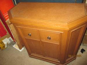 lot 377 image: Vintage humidifier AS IS may not work