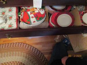 lot 483 image: Dresser drawer contents. Christmas ...