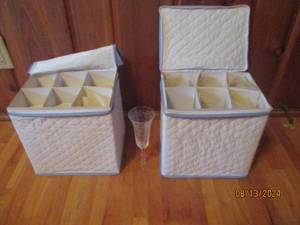 lot 498 image: 12 champagne glasses in case...