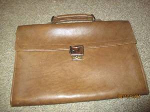 lot 430 image: Leather doctors bag...