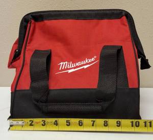 Milwaukee   Milwaukee Contractor Tool Bag - NEW