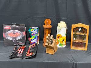 Mixed Kitchenware & Accessories Lot - Parini Pizza Cooker, Chicago Cutlery Knife Set (incomplete), Zojirushi Thermos, and More