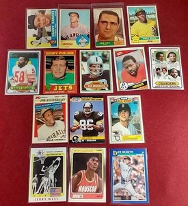 lot 21 image: (15) Mixed Sport Card Lot - Vintage BaseballFootball, Etc