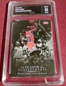 lot 70 image: 2007 Fleer Michael Jordan - GMA 10