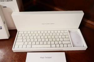lot 36 image: Computer AccessoriesNEW Apple USB SuperDrive, Magic Trackpad, KeyboardMouse