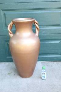 lot 82 image: Home & Patio DeCorTall Heavy Indoor Clay Concrete-Style Urn Vessel Flower Pot