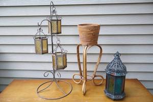 lot 133 image: Lawn Garden & Patio DeCor