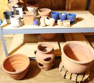 lot 67 image: Lawn Garden & Patio DeCorClay Ceramic Flower Pots