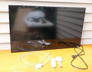 lot 142 image: Vizio Smart() Flat Screen TV wRemote