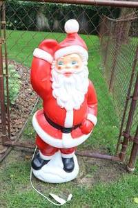 lot 143 image: Holiday DeCor Christmas42-Inch Blow Mold Waving Santa