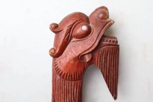 lot 145 image: RARE...Vietnam War Short-Timers Swagger Stick Hand-Carved Wood Dragons Head 35-Inch Walking Stick