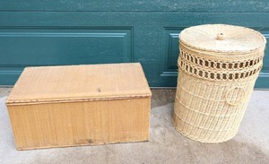 lot 175 image: Round Covered Wicker Laundry Basket, Bamboo-Style Childs Flip-Top Trunk