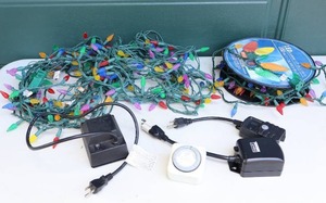 lot 212 image: Holiday DeCor Christmas Lights and Timers