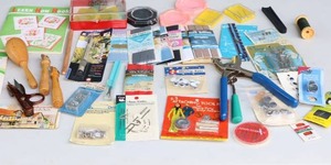 lot 221 image: Sewing Quilting Crafting Supplies