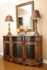 lot 200 image: Beautiful Entry Entertaining Buffet Hand-Painted Cupboard