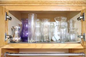 lot 261 image: Glass Flower Vase Collection