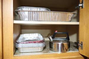 lot 262 image: Cooking Supplies