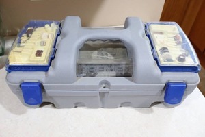 lot 272 image: Garage & Home Dremel Tool Kit