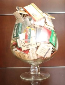 lot 209 image: Collectible Vintage Matchbook-Filled Glass Fish Bowl