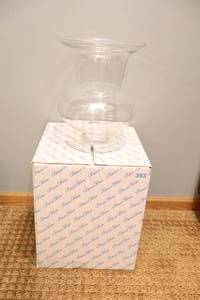 lot 290 image: Princess house crystal, large vase, candle holder
