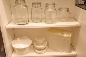 lot 331 image: Vintage Hinged Glass Jars Etc