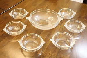 lot 336 image: Mikasa Vintage Walther Glass Satin Rose Cake Plate NIB & 4 Fruit Dessert Bowls