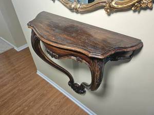 lot 13 image: Vintage Louis XVI Ornate Wall Table