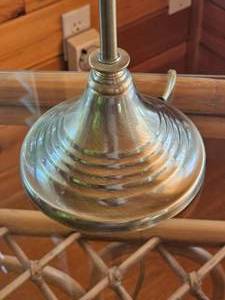 lot 104 image: Handsome Brass Candlestick Lamp