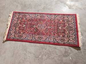 lot 97 image: Karastan Styled Oriental Area Mat