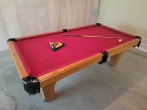 lot 3 image: 8 Billiards  Pool Table - OIS Italian Slate - Red Felt