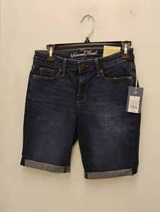lot 48 image: NEW UNIVERSAL THREAD WOMENS JEAN SHORTS SIZE 4