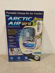 lot 84 image: ARCTIC AIR GRIP GO PORTABLE CLAMP ON COOLER