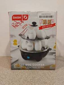 lot 101 image: DASH DELUXE EGG COOKER
