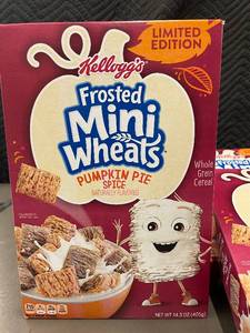 Kelloggs Frosted Mini-Wheats Pumpkin Pie Spice Cereal - 6 Boxes